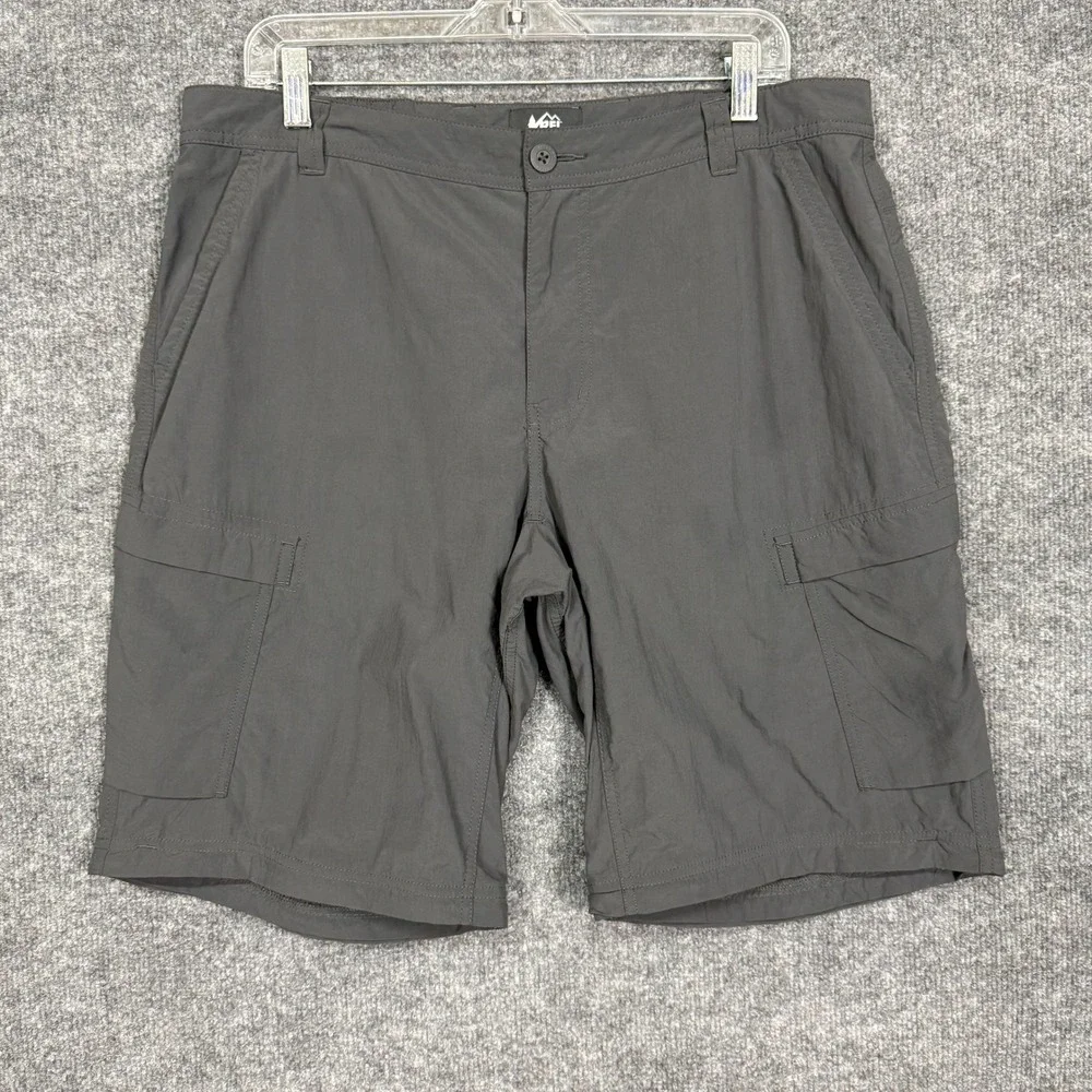 REI Pants Mens 38x36 Fits 38x34 Gray Relaxed Fit Hiking Cargo Convertible Shorts